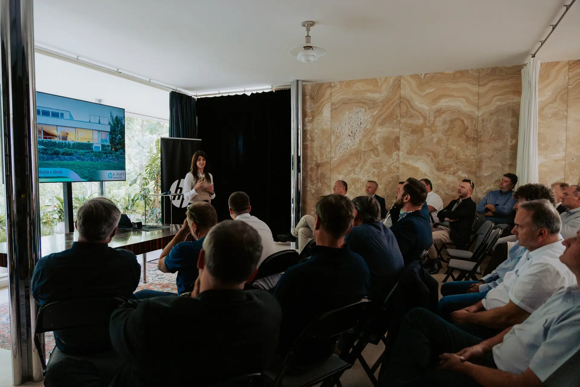 HP Business Club 2024